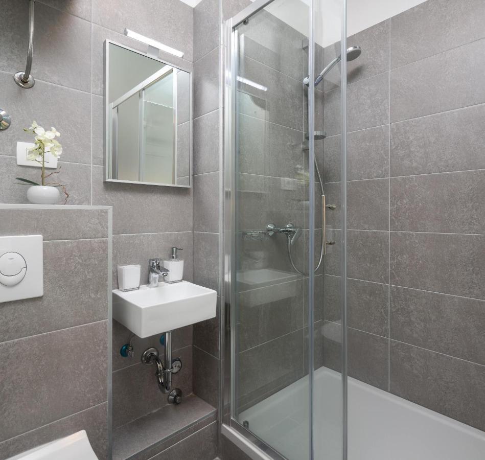 Luxury Studios & Rooms Seven Split Kültér fotó